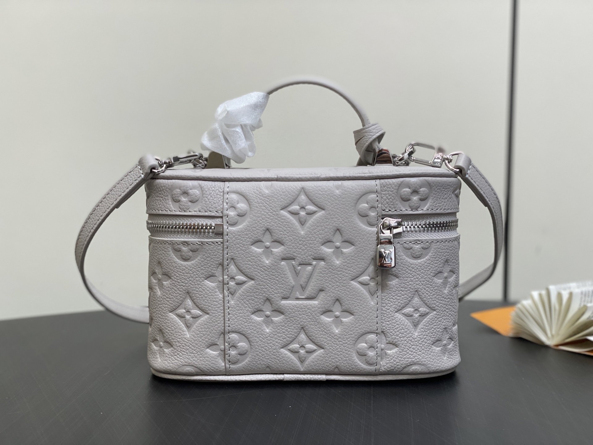 Louis Vuitton Vanity Chain Pouch(11.5 x 6.5 x 19CM)