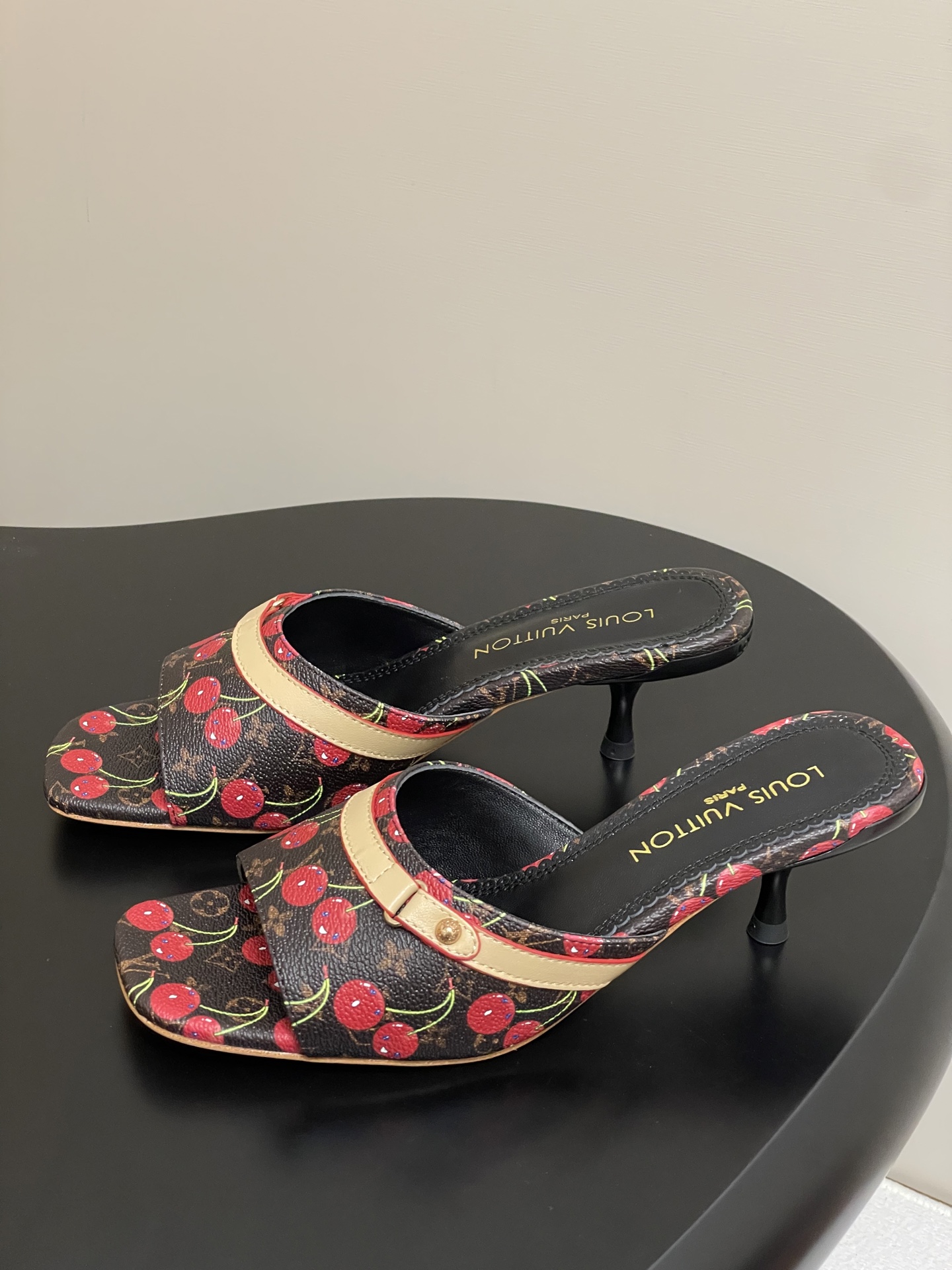Louis Vuitton X TM Slides(EU35-41)