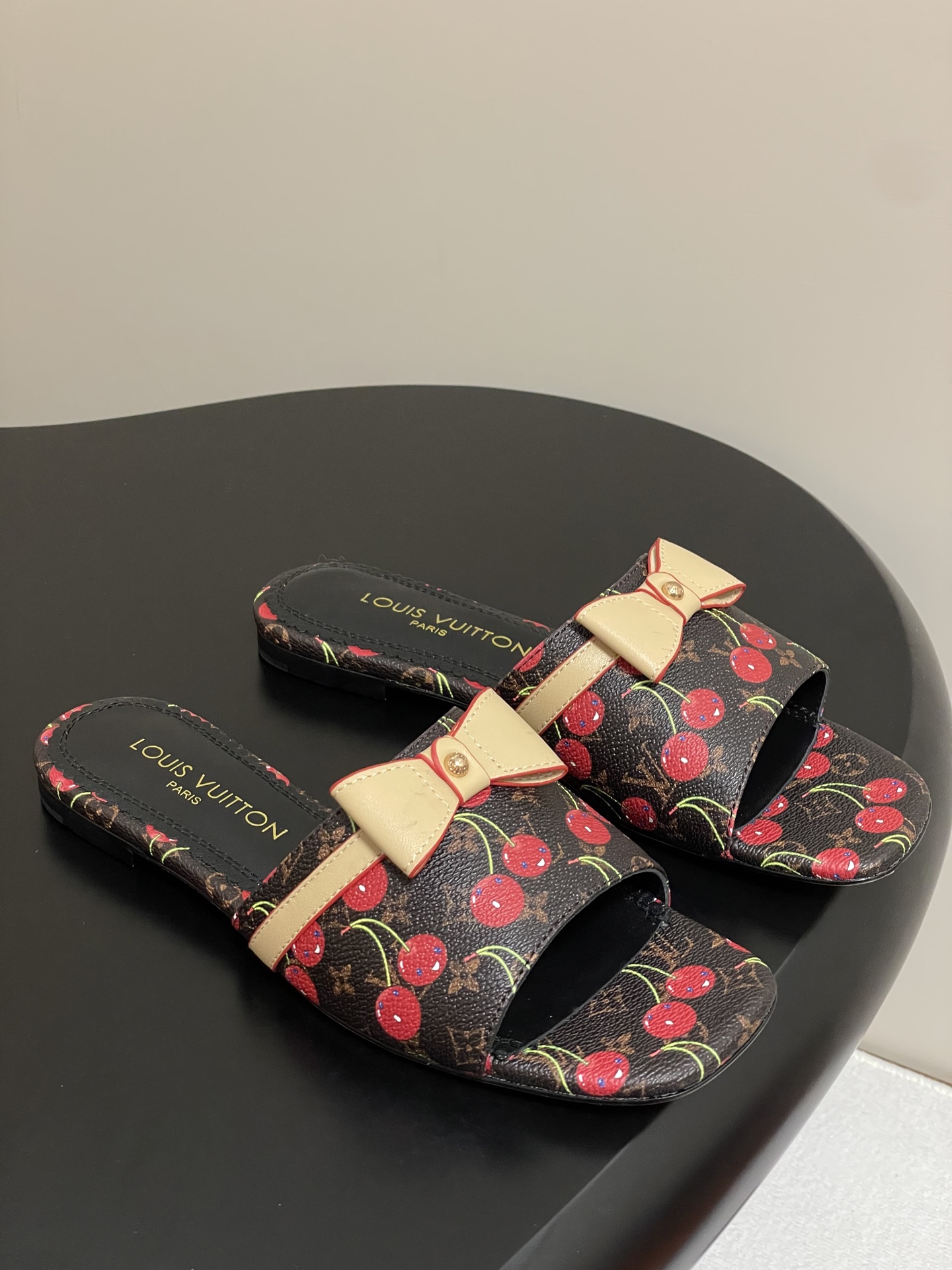 Louis Vuitton X TM Slides(EU35-41)
