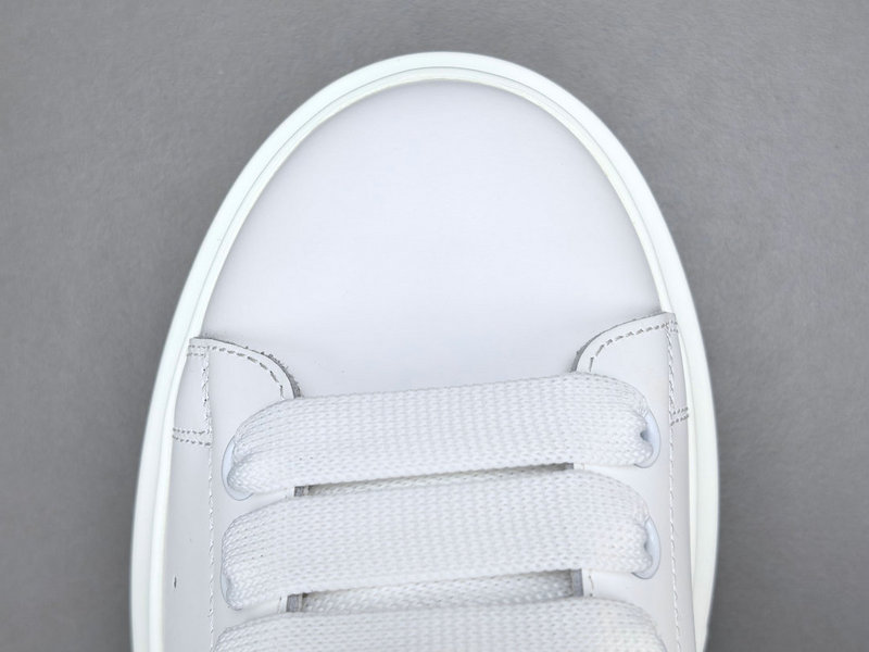 Alexander McQueen Sneaker