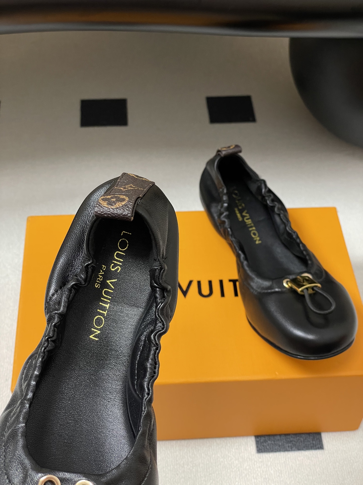 Louis Vuitton LV Nolita Ballet Flat(EU35-41)