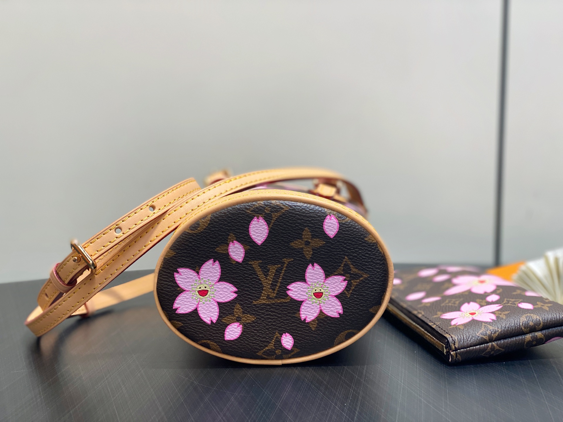 Louis Vuitton XTM Nano Bucket(13x17x9CM)