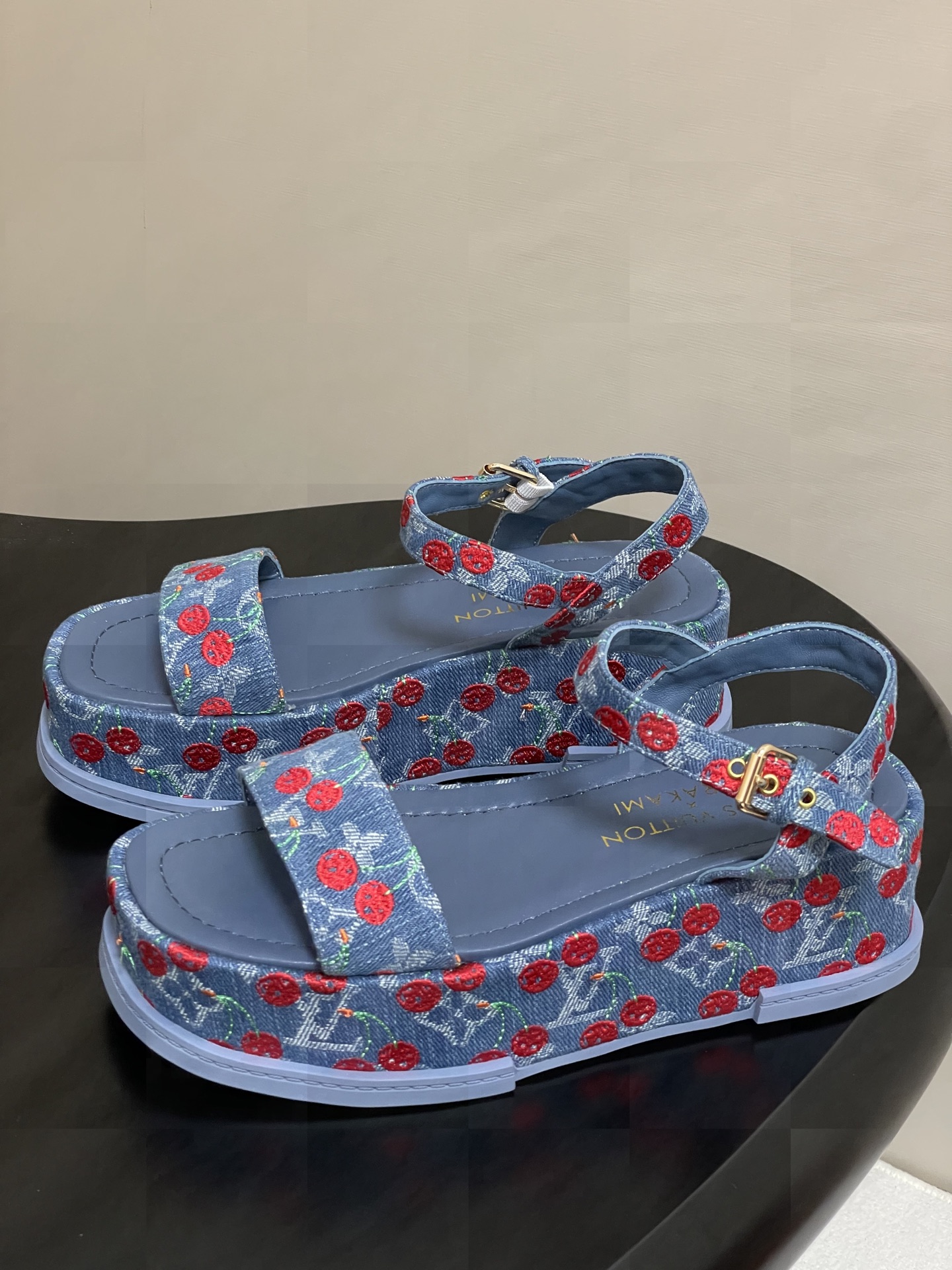 Louis Vuitton Maya Flatform Sandals(EU35-41)