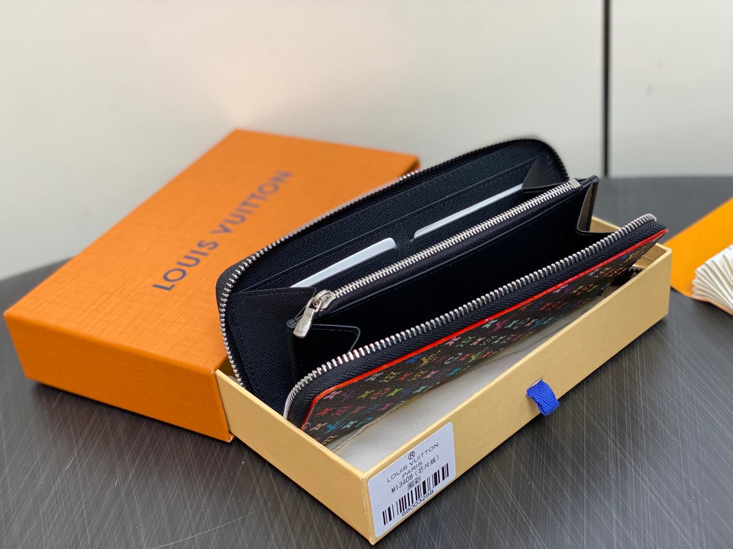 Louis Vuitton ZIPPY Wallet(20*9*2CM)