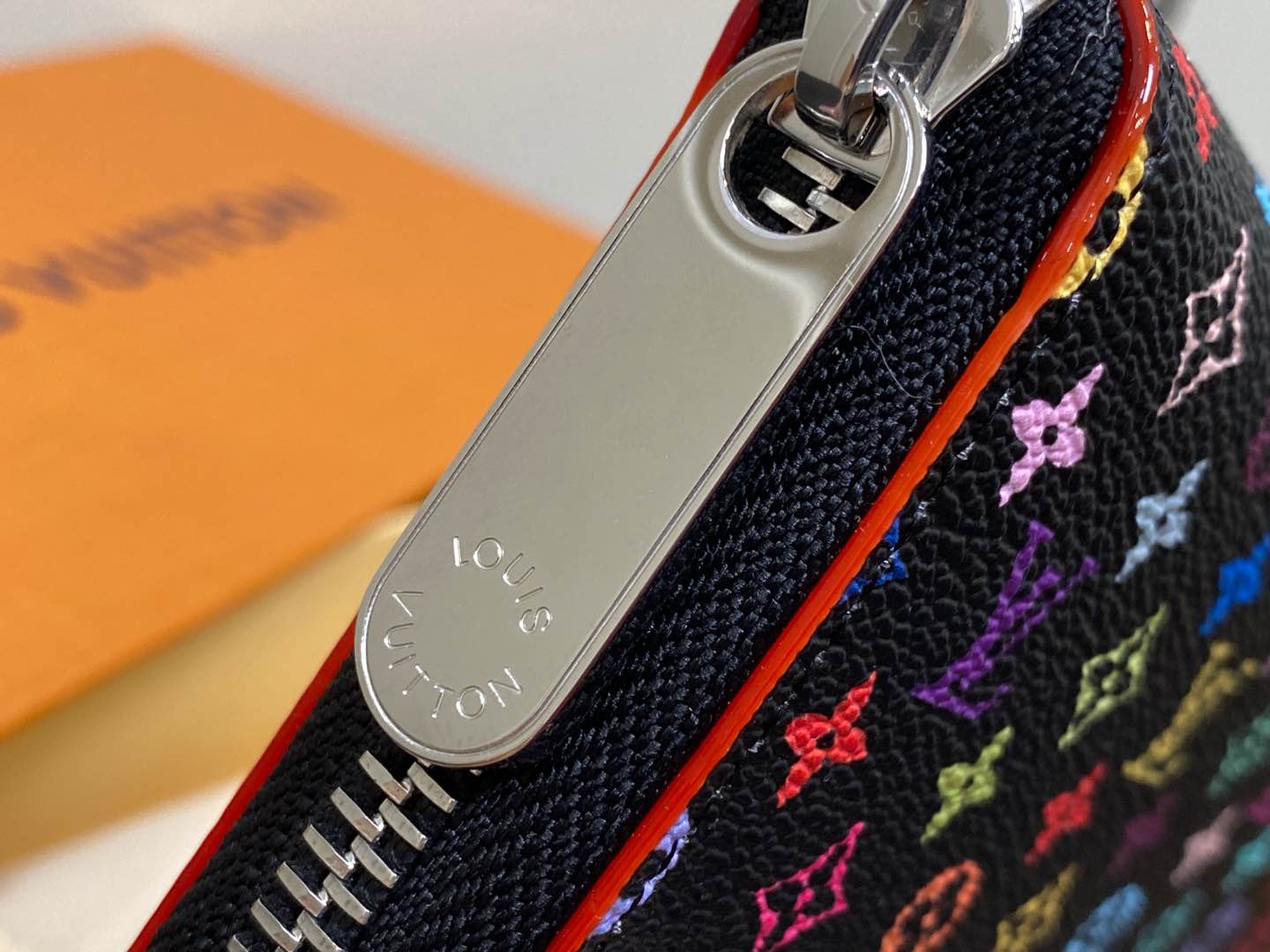 Louis Vuitton ZIPPY Wallet(20*9*2CM)
