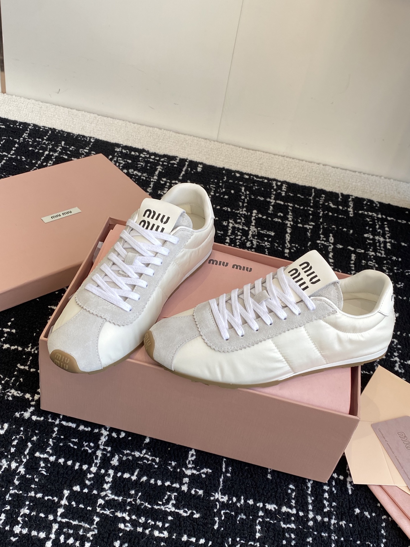 Miumiu Sneaker(EU35-41)