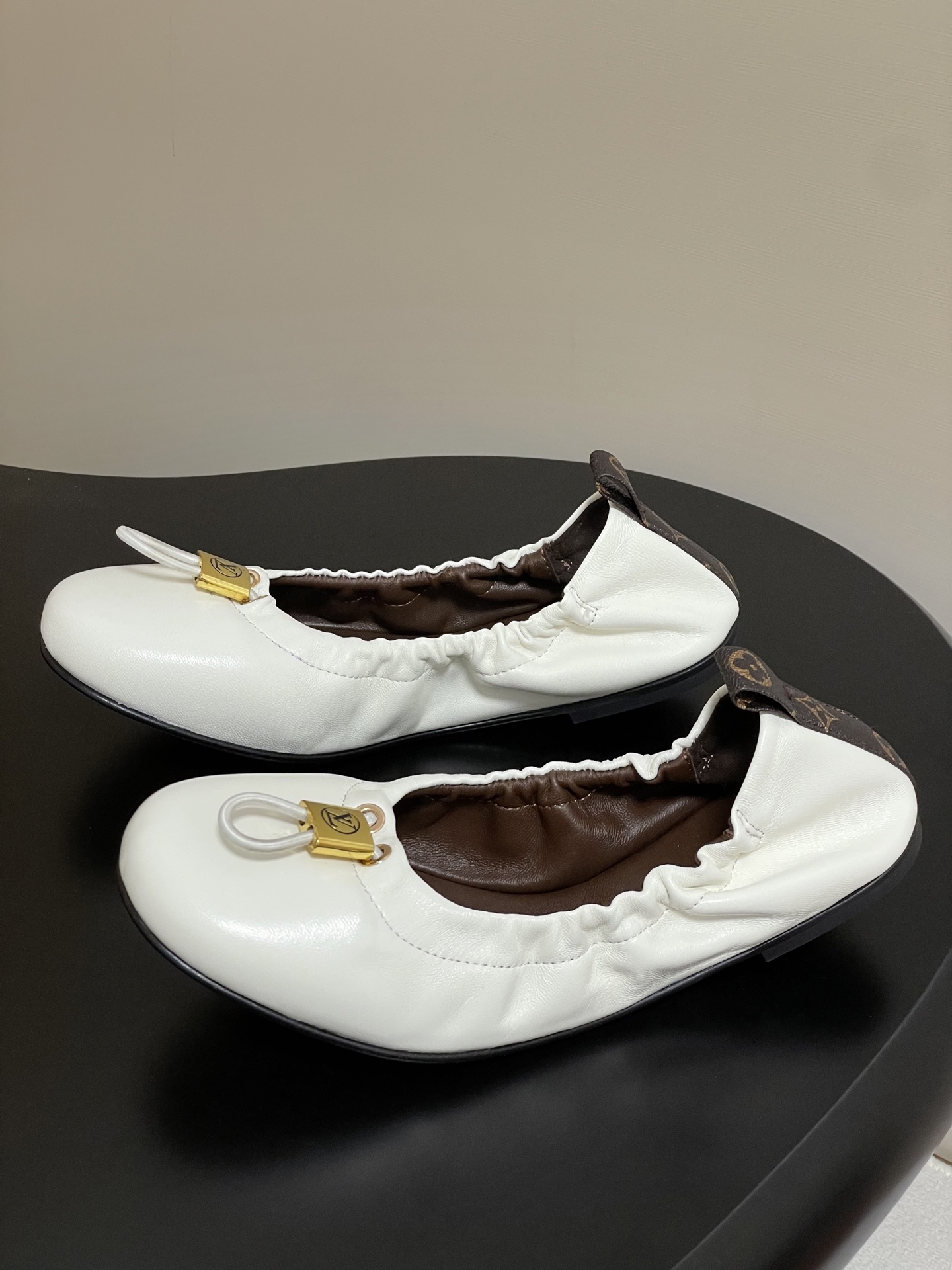 Louis Vuitton LV Nolita Ballet Flat(EU35-41)