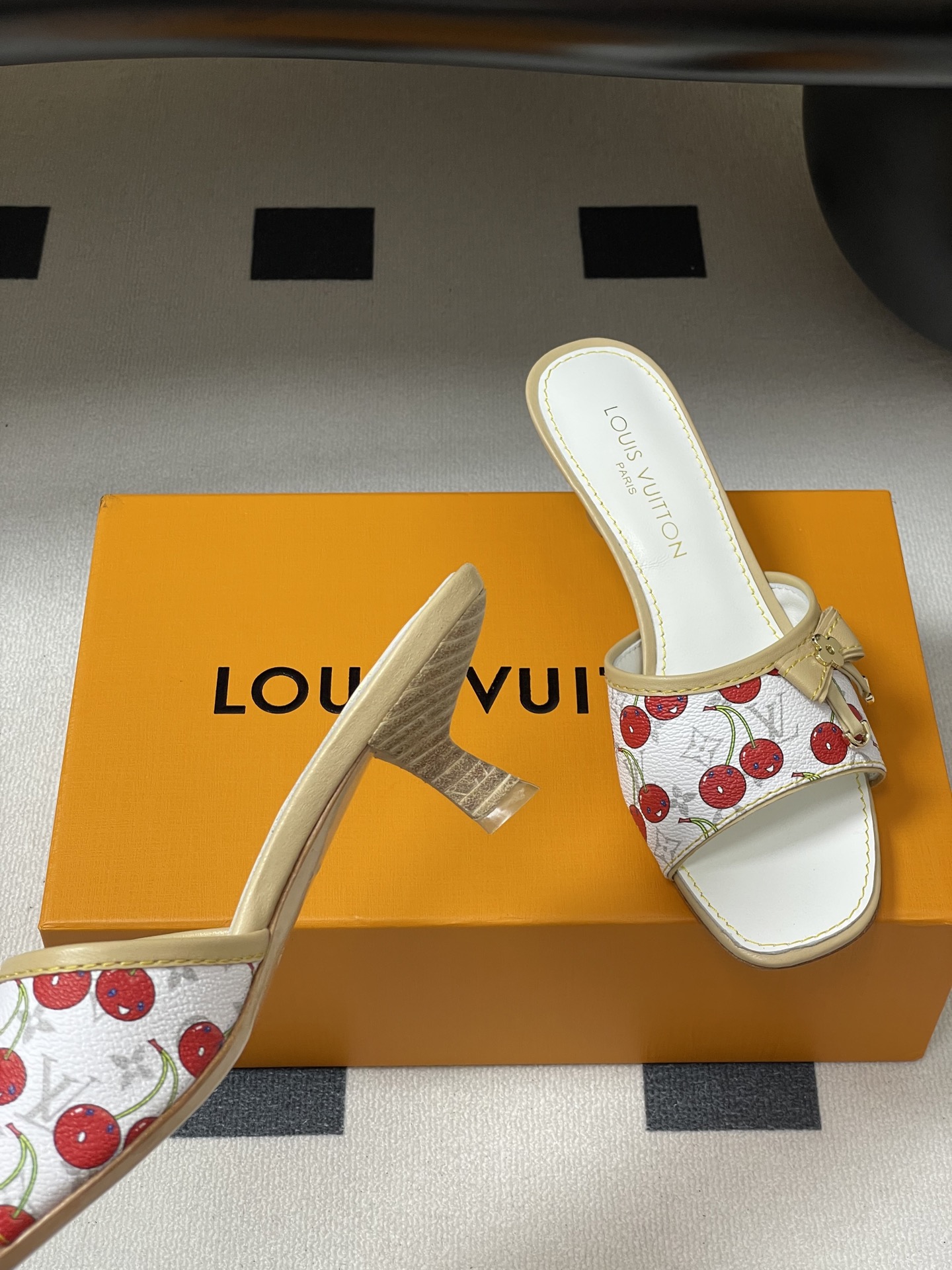 Louis Vuitton X TM Slides-3CM(EU35-41)