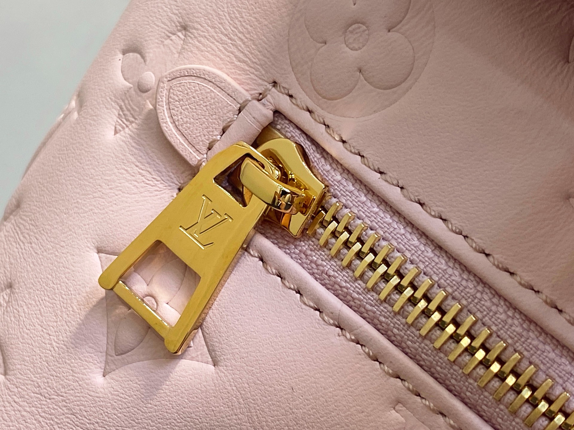 Louis Vuitton Coussin Backpack( 20 x 7.5 x 15CM)