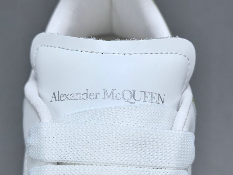 Alexander McQueen Sneaker