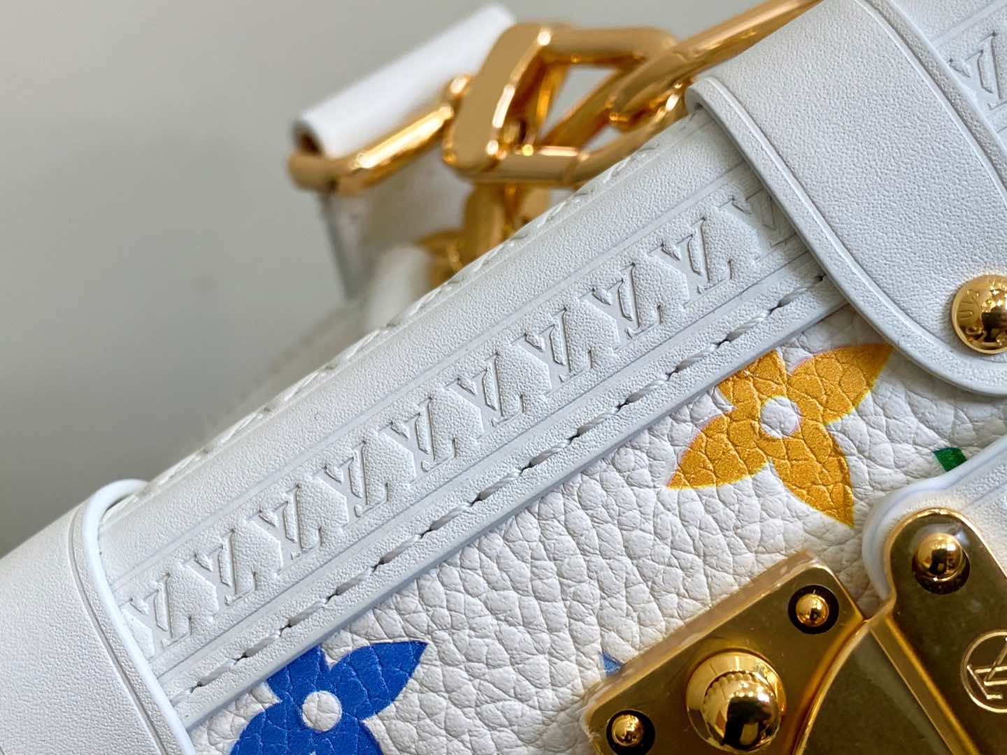 Louis Vuitton x TM Side Trunk Bag (23.5 x 16.0 x 8.5CM)