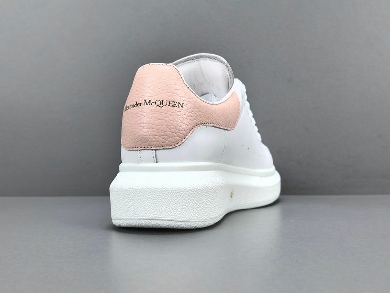Alexander McQueen Sneaker
