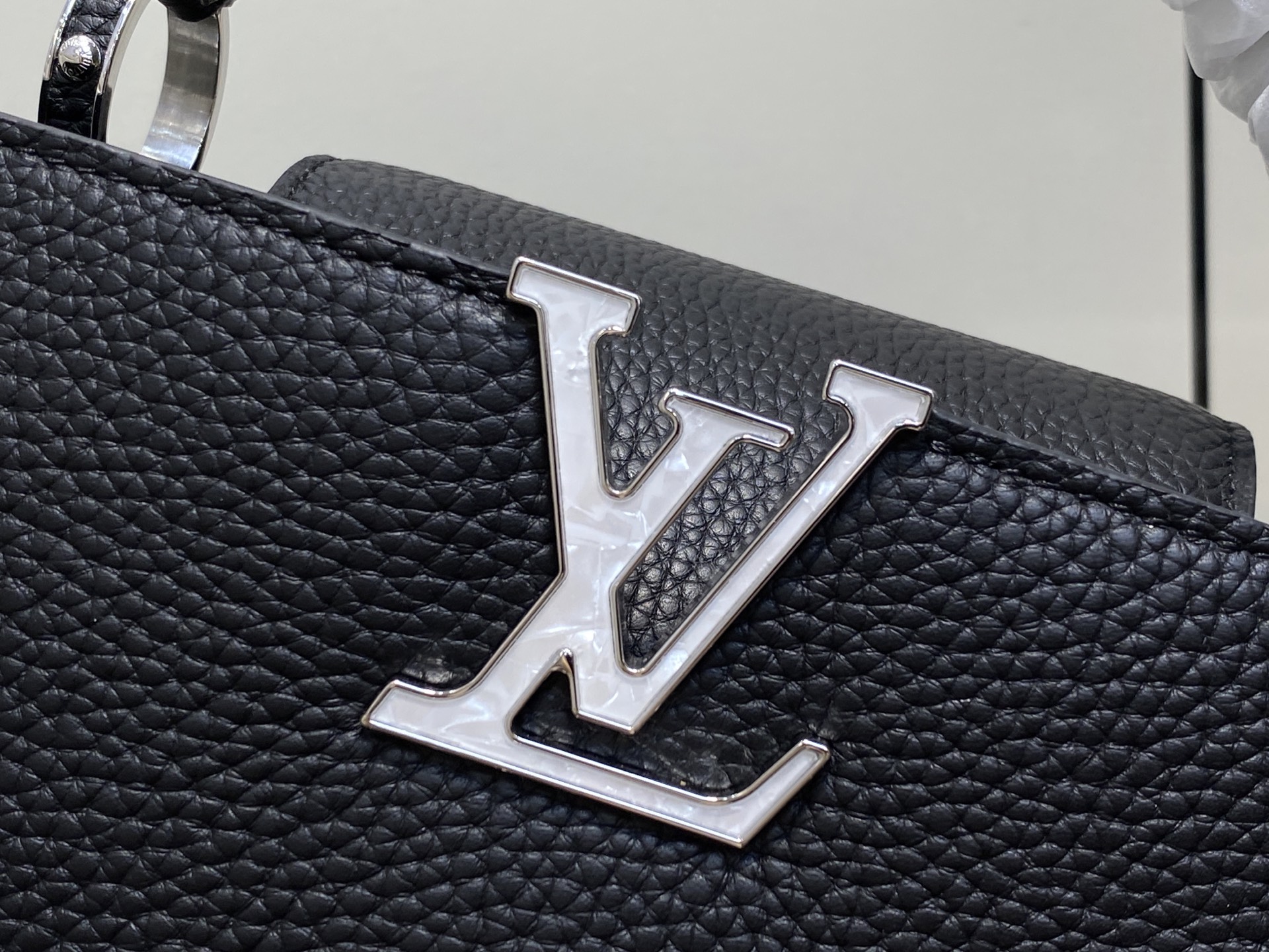 Louis Vuitton Capucines(27×18×9 CM)