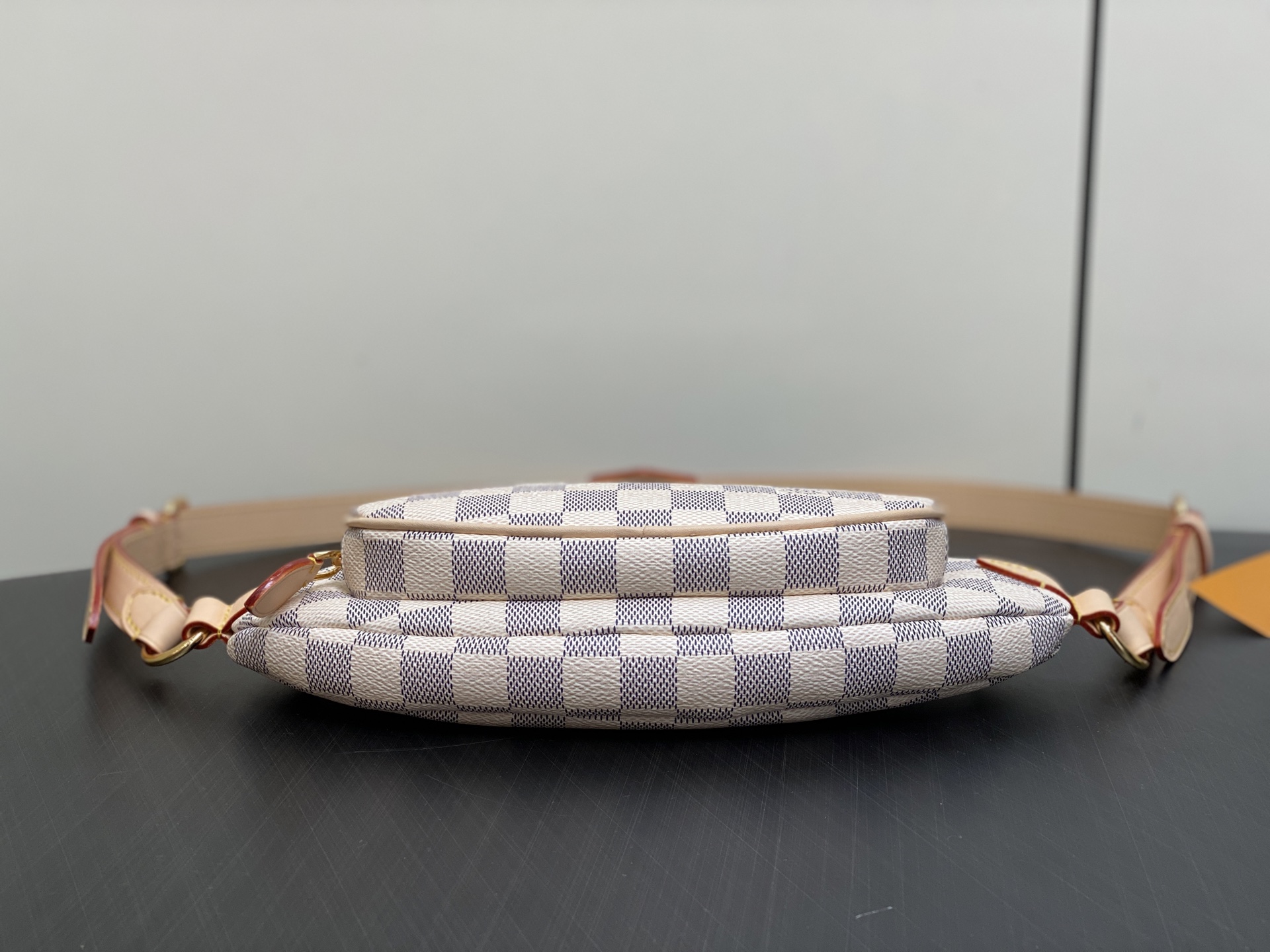 Louis Vuitton Keepit Waist Bag (12 x 6 x 29CM)