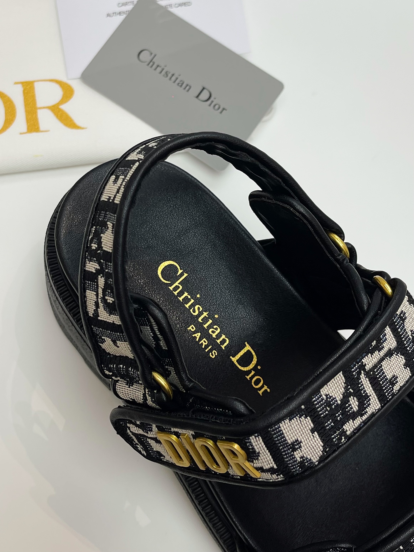 D*or 2025SS Sandals (EU35-41)