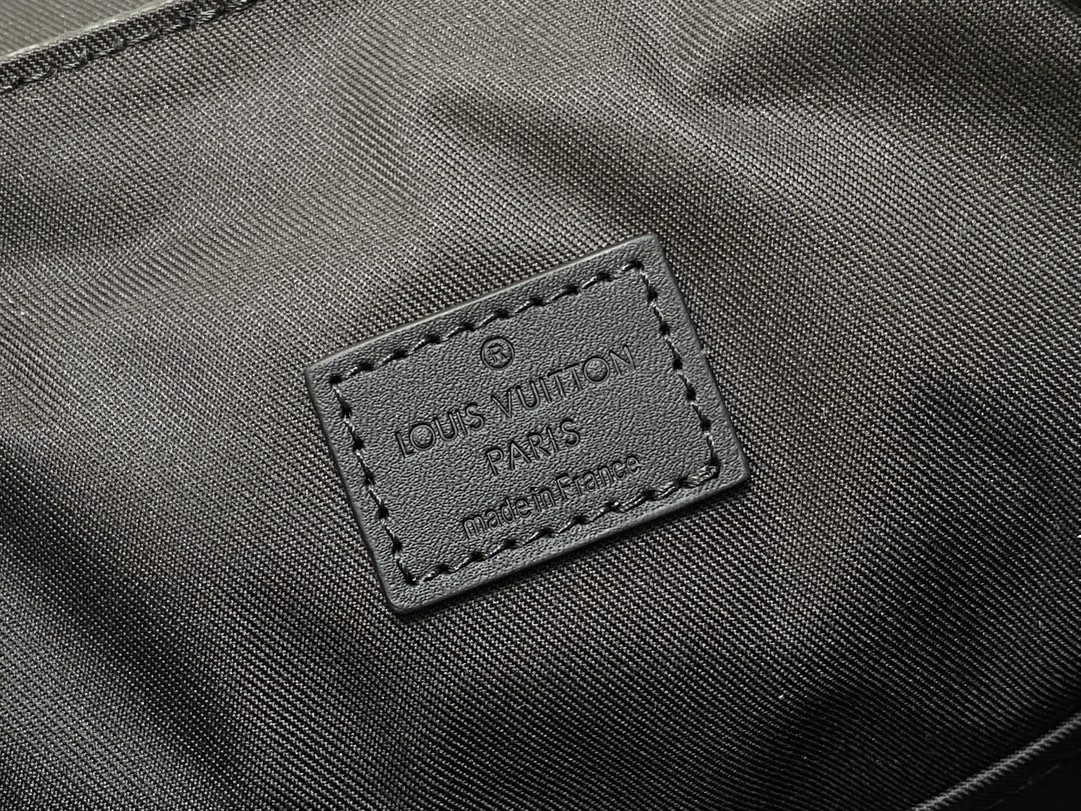 Louis Vuitton GetawayBackpack(29 x 50 x 15CM)