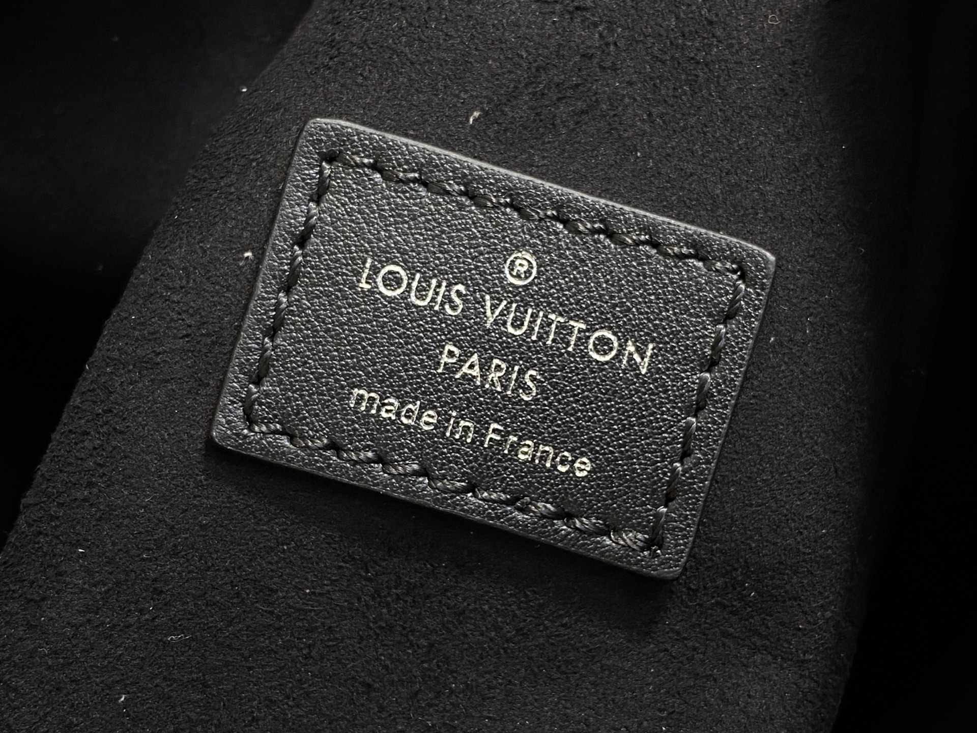 Louis Vuitton Petite Malle  Bag(21 x 14 x 6CM)