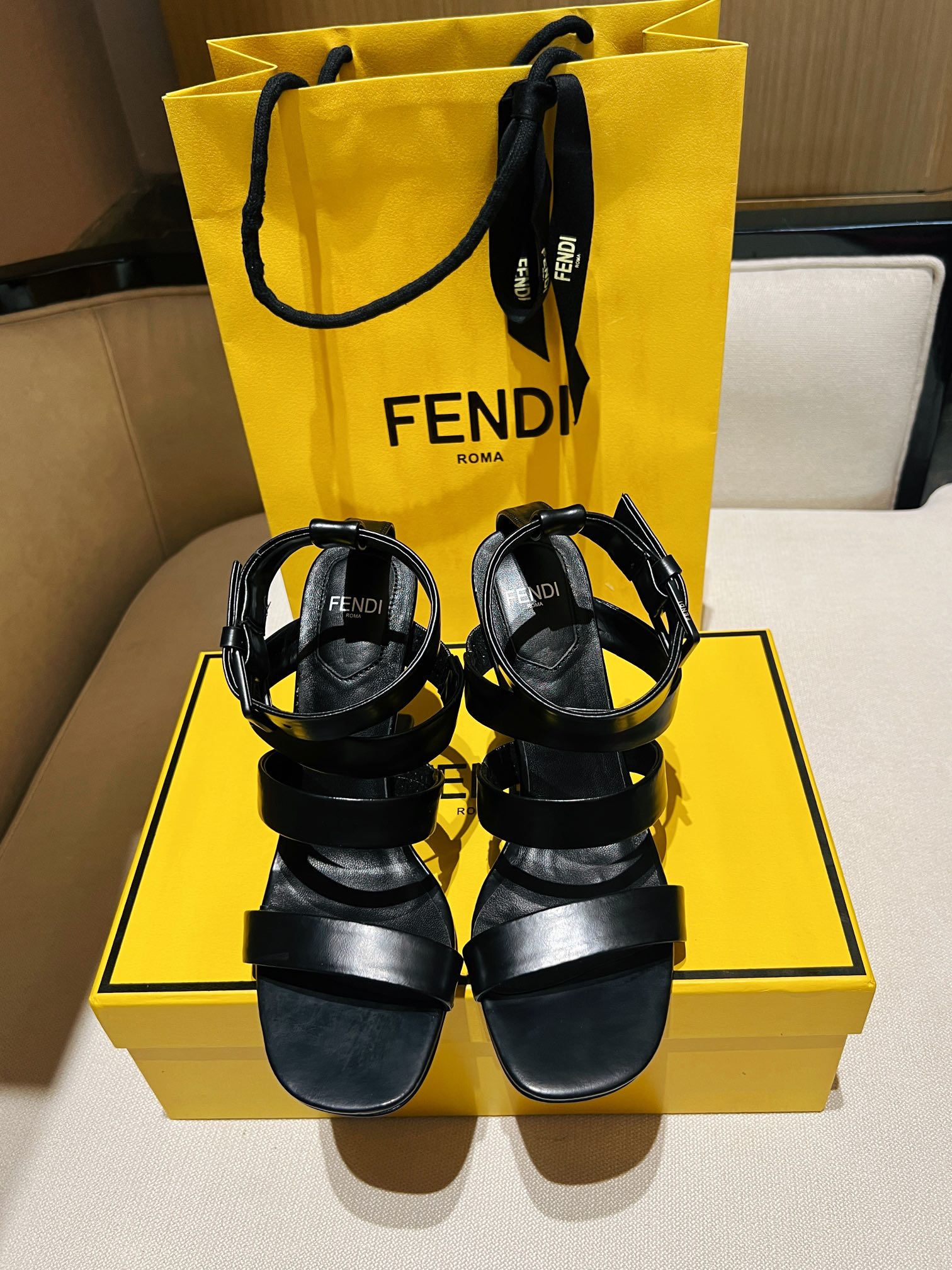 Fendi 2025ss Slides(EU35-41)