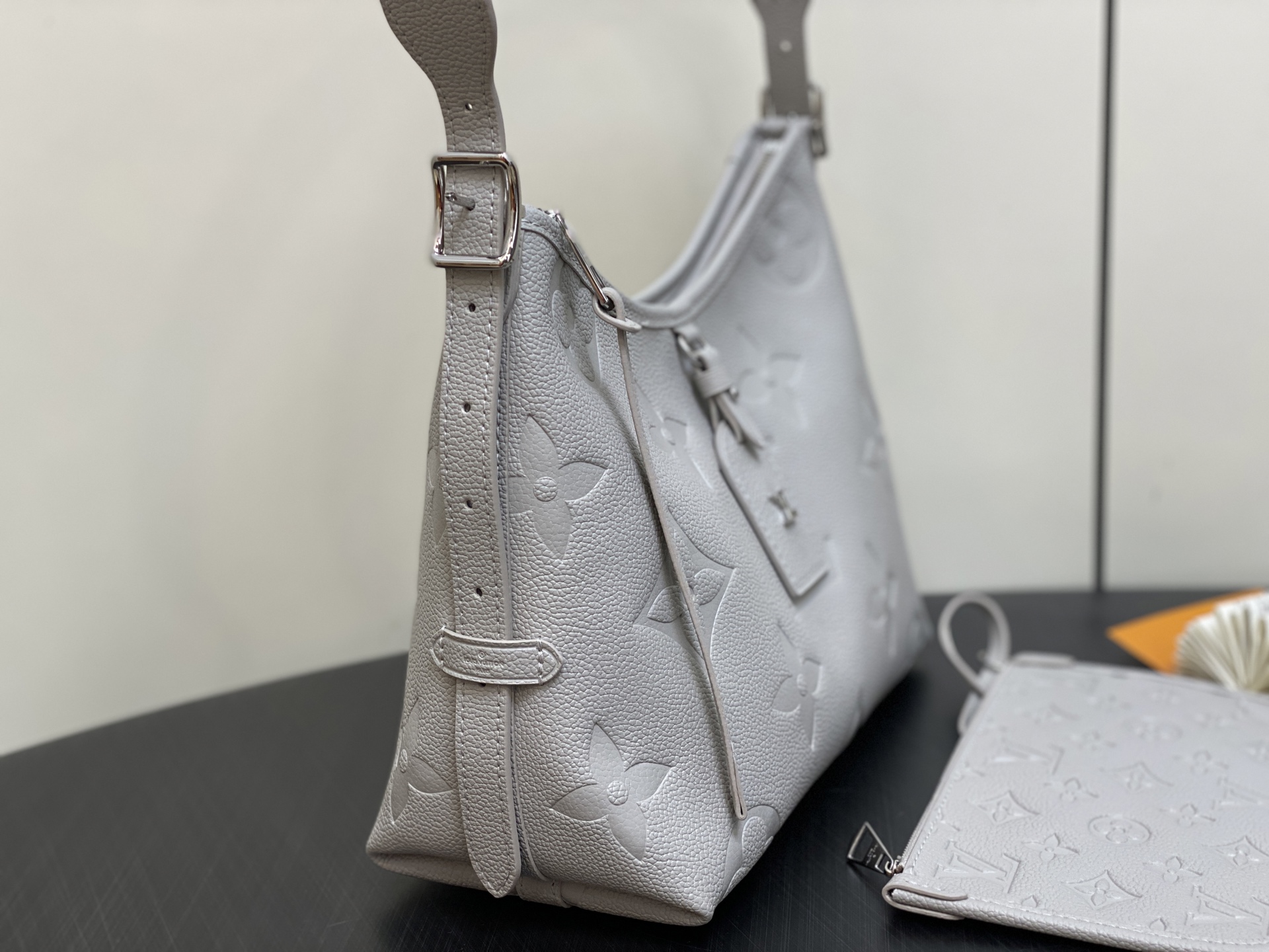 Louis Vuitton CarryAll Bag (29 x 24 x 12 CM)