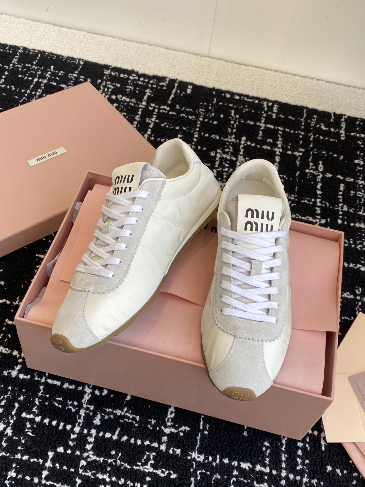 Miumiu Sneaker(EU35-41)
