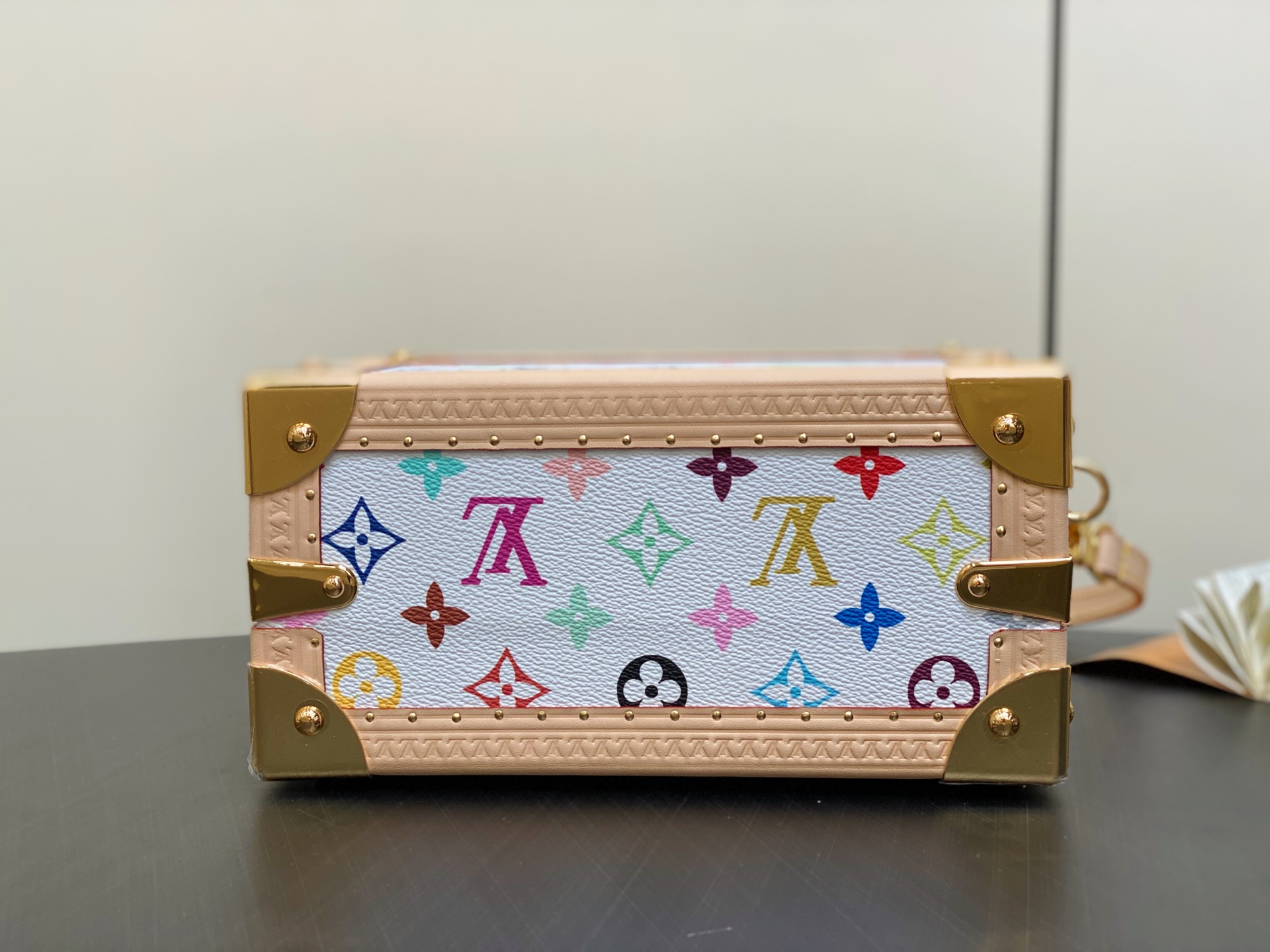 Louis Vuitton x TM Box Bag (22.5x17.5x11CM)