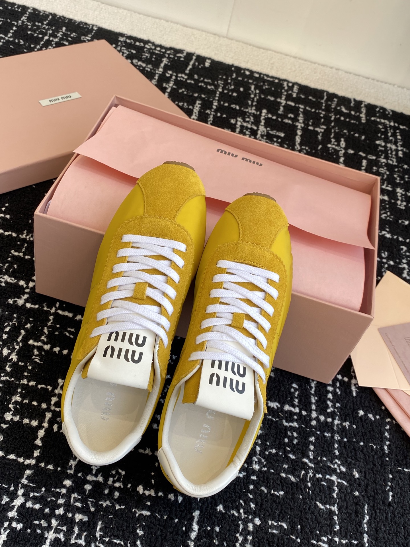 Miumiu Sneaker(EU35-41)