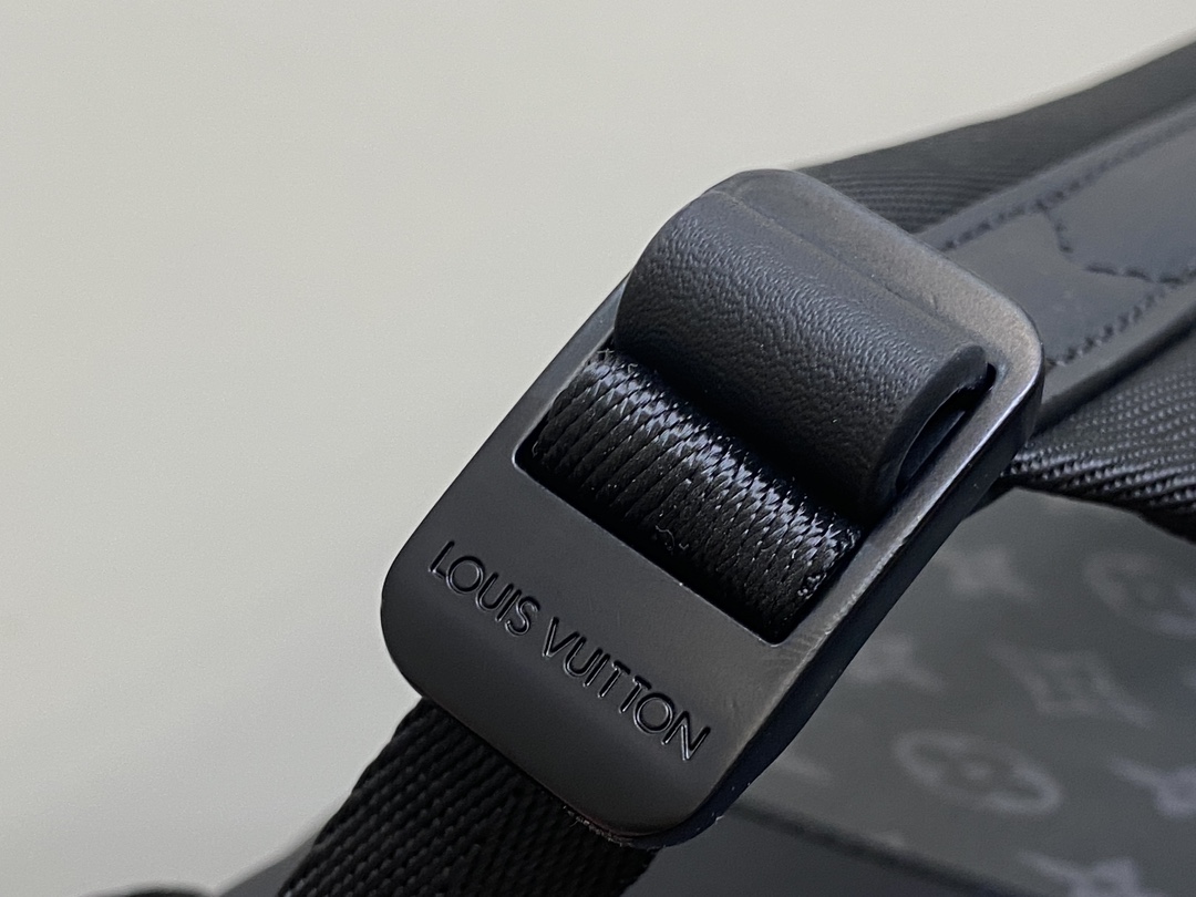 Louis Vuitton GetawayBackpack(29 x 50 x 15CM)