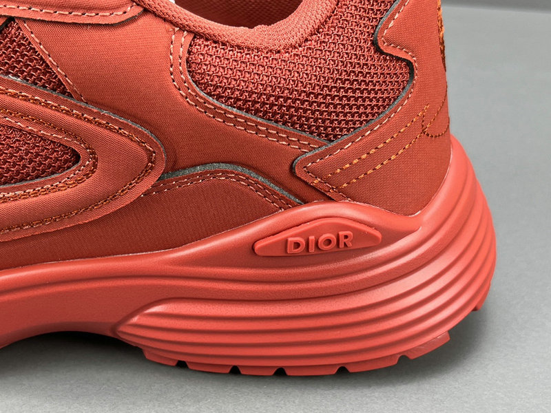 Di0r B30 Sneaker