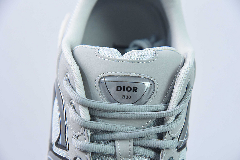 Di0r B30 Sneaker
