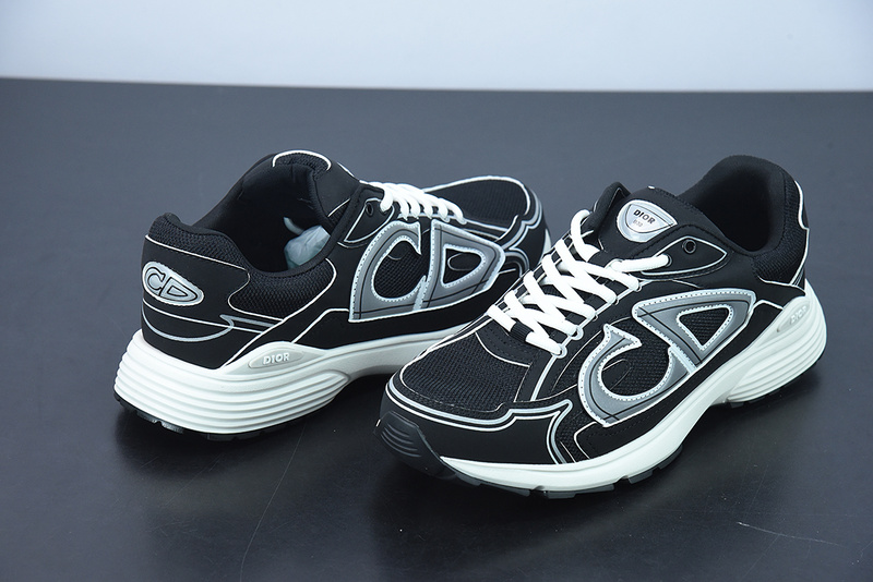Di0r B30 Sneaker