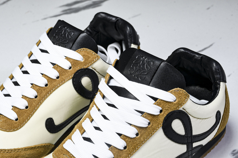 Loew* Ballet Runner 2.0