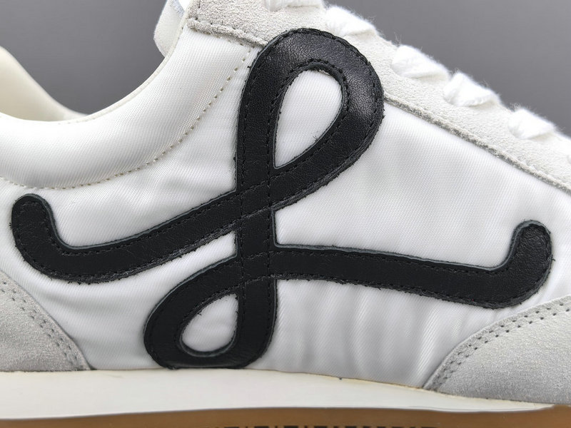 Loew* Ballet Runner 2.0