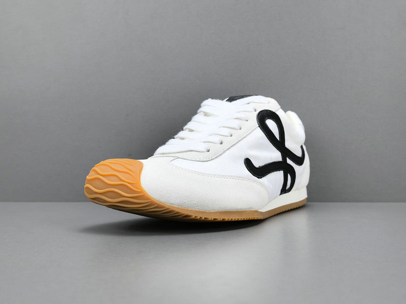 Loew* Ballet Runner 2.0