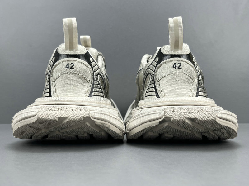 Balenciaga 3XL Sneakers