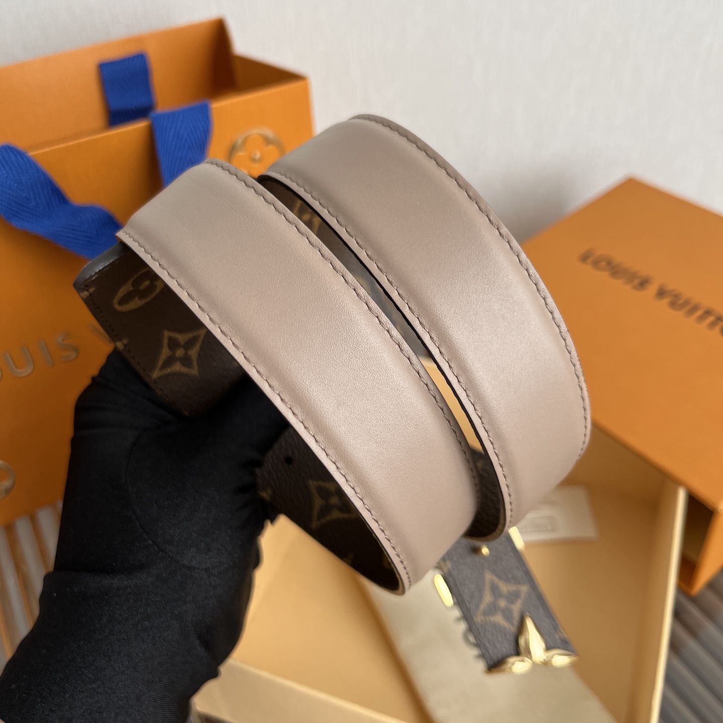 Louis Vuitt*n Women Belt-3CM