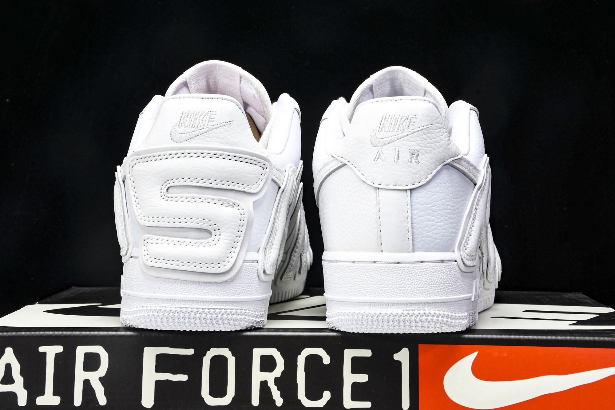 NK Air Force 1 Low Cactus Plant Flea Market White FQ7069-100