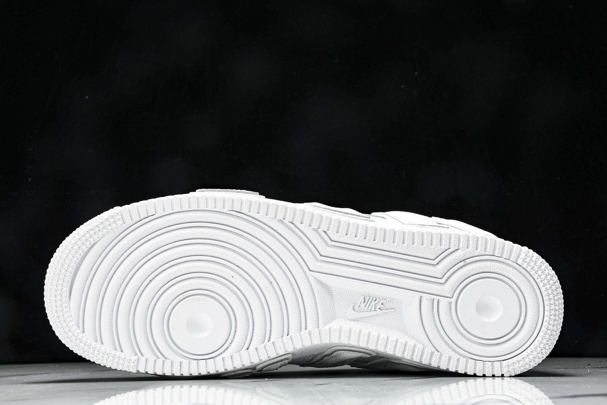 NK Air Force 1 Low Cactus Plant Flea Market White FQ7069-100