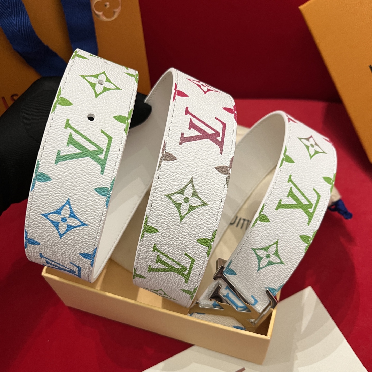 Louis Vuitt*n Men Belt-4CM