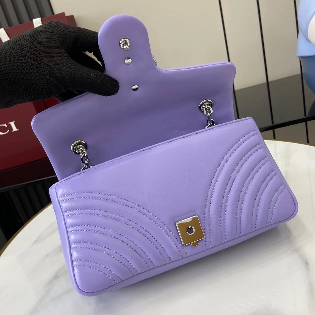 Gucci  Monogram Bag (26*15*7CM)