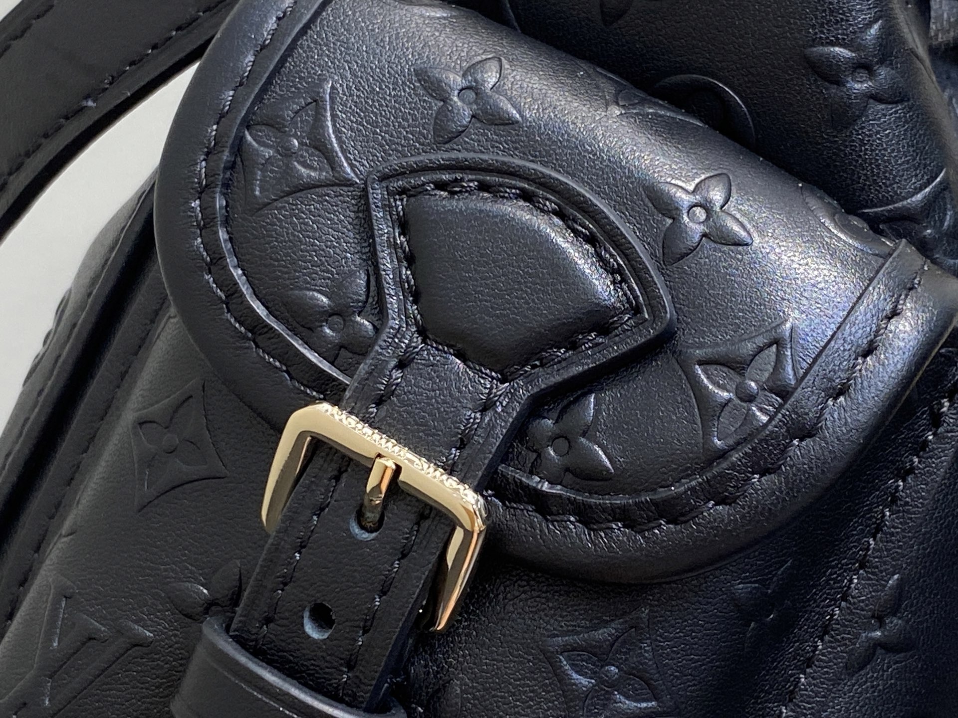 Lou*s Vuitton Odyssée Bag (27×17×12CM)