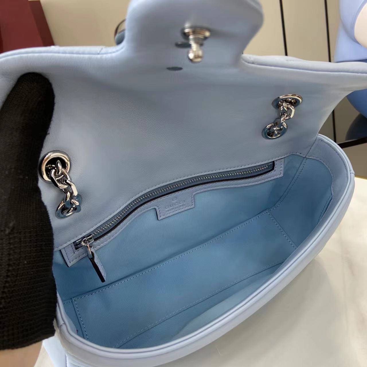 Gucci  Monogram Bag (26*15*7CM)