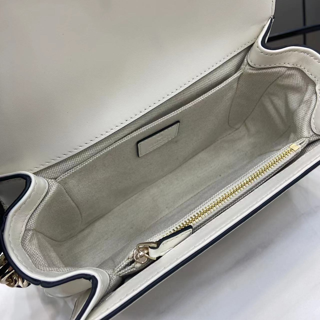 Gucci Go GG Monogram Bag (21.5*14*9CM)