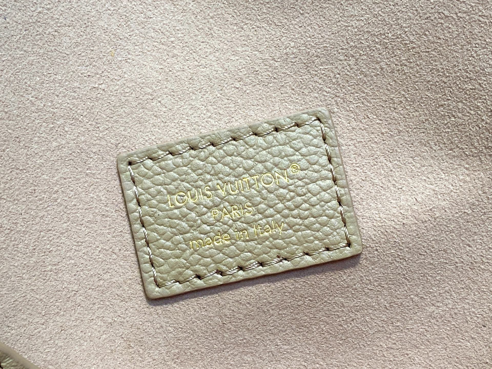 Louis Vuitt*n Anytime Flap Bag(18.5 x 9.5 x 29.5CM)