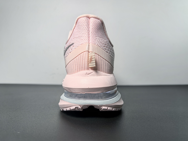 NK Pegasus Premium HQ2593-601 HQ2593-601