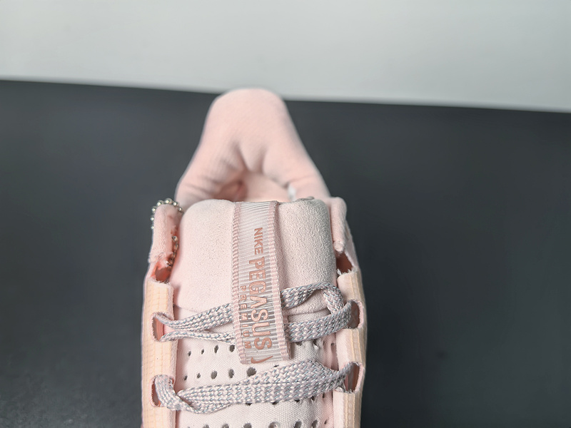 NK Pegasus Premium HQ2593-601 HQ2593-601