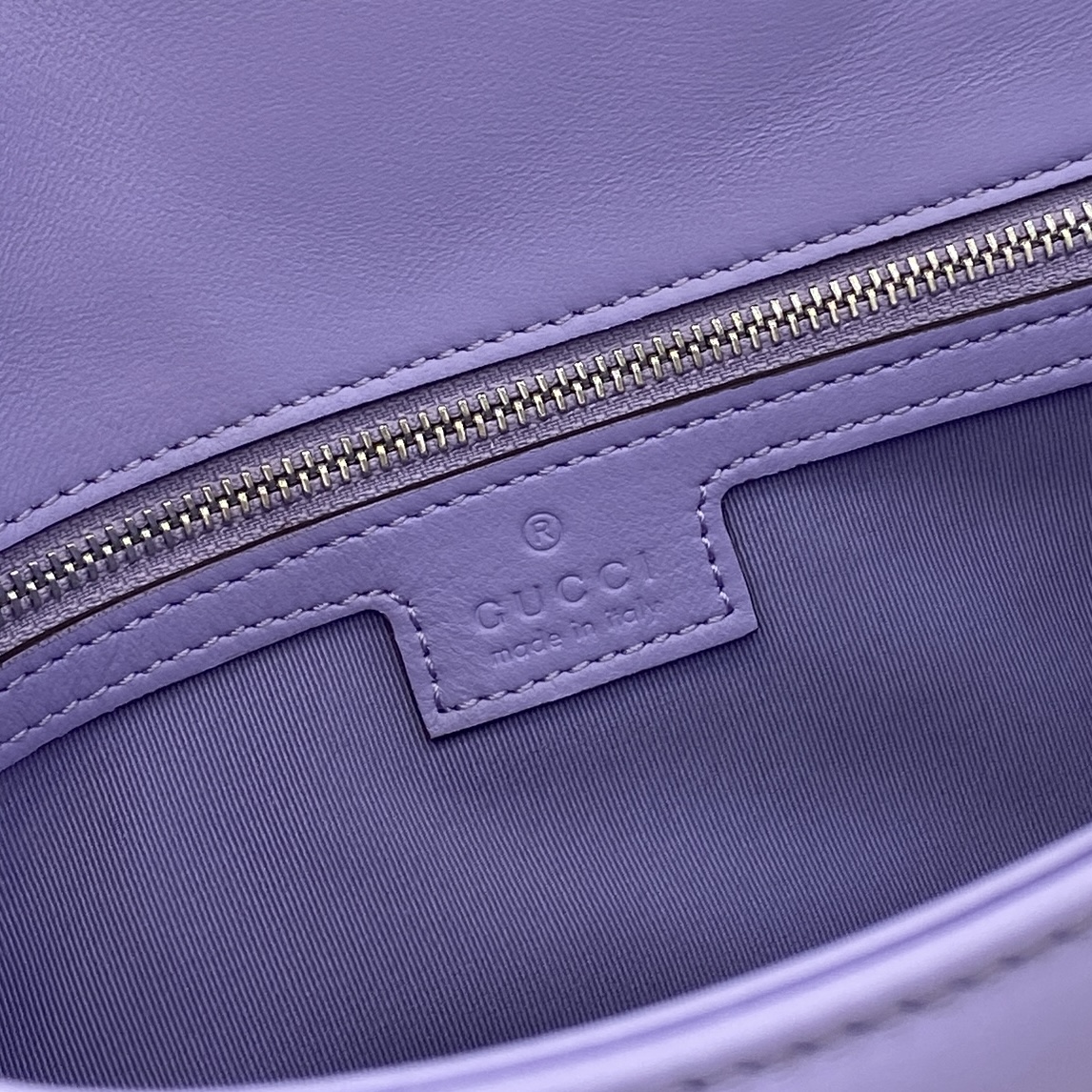 Gucci  Monogram Bag (26*15*7CM)