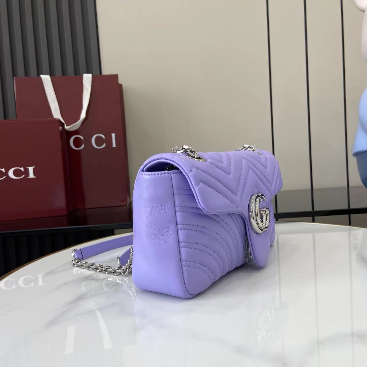 Gucci  Monogram Bag (26*15*7CM)