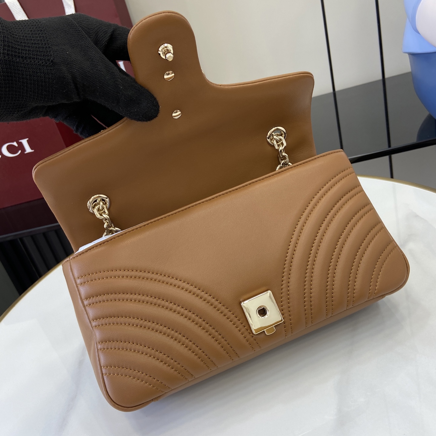 Gucci  Monogram Bag (26*15*7CM)