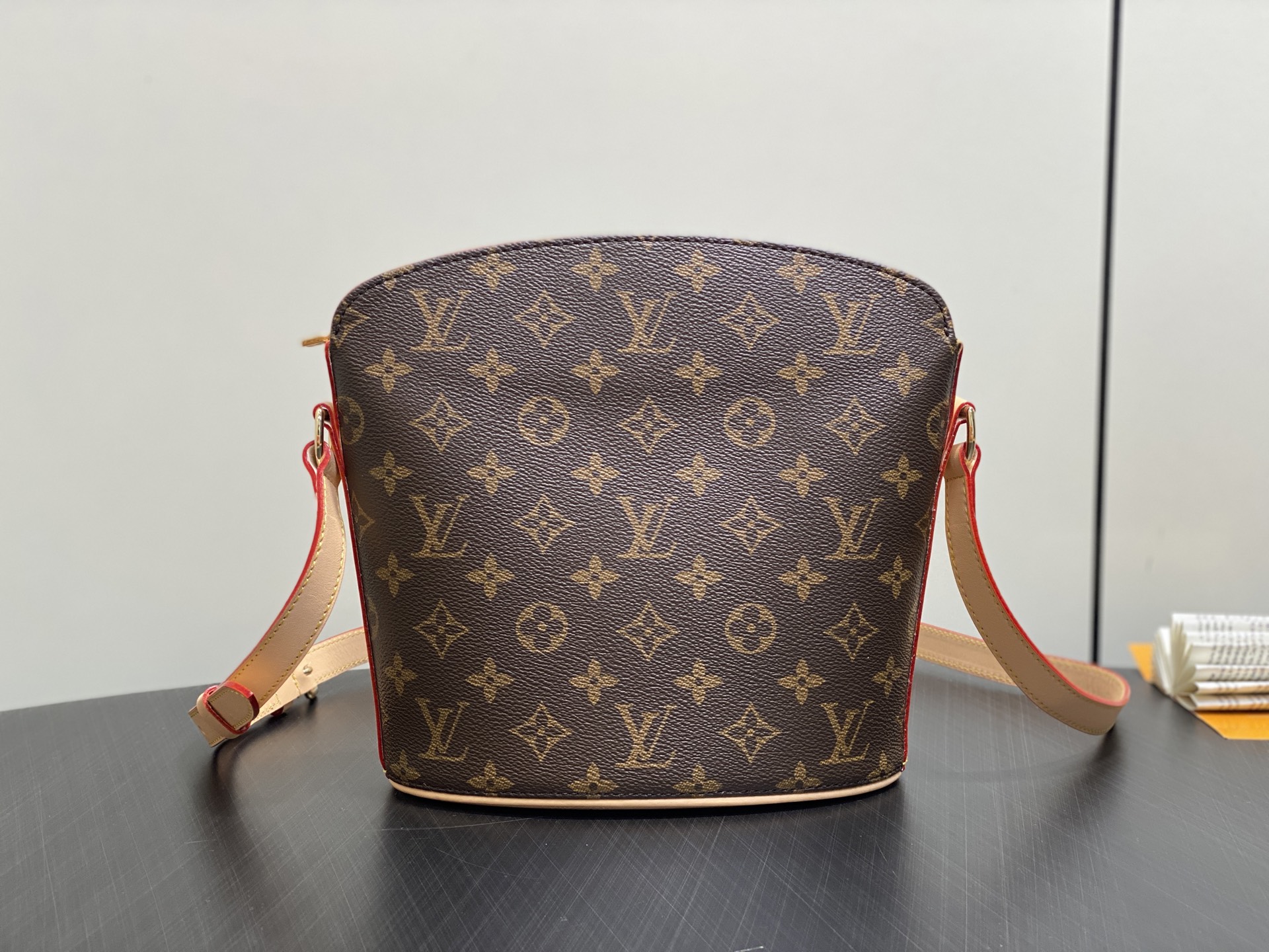 Louis Vuitt*n Vintage Tote（22*20*10CM)