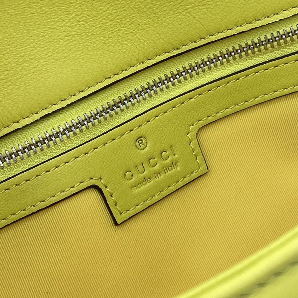 Gucci  Monogram Bag (26*15*7CM)